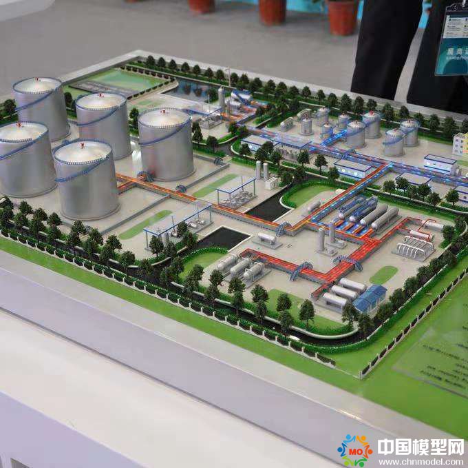 樓盤沙盤模型制作、別墅沙盤模型制作、城市規(guī)劃沙盤制作、建筑模型設(shè)計(jì)制作、工業(yè)模型設(shè)計(jì)制作、數(shù)字多媒體沙盤制作